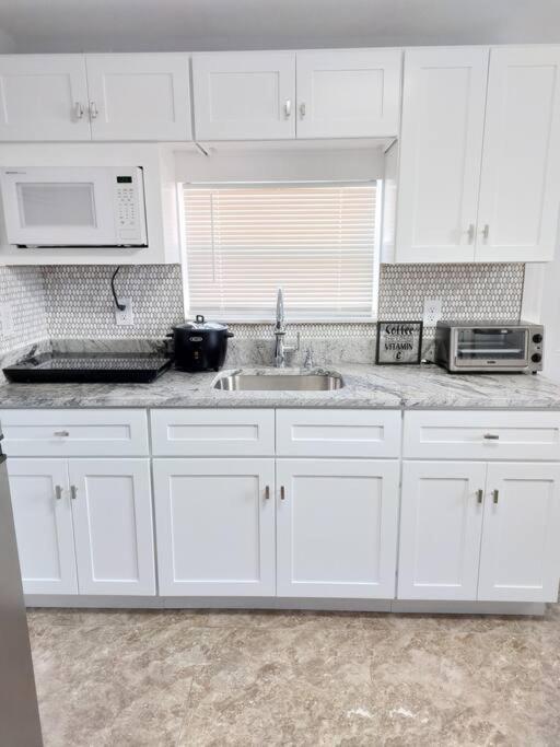 The Torres' Loft West Tampa Midtown Raymond James Stadium Eksteriør bilde